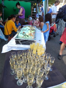 Gunnersbury Triangle's 3rd 30th Birthday Cake, and lots of Cava